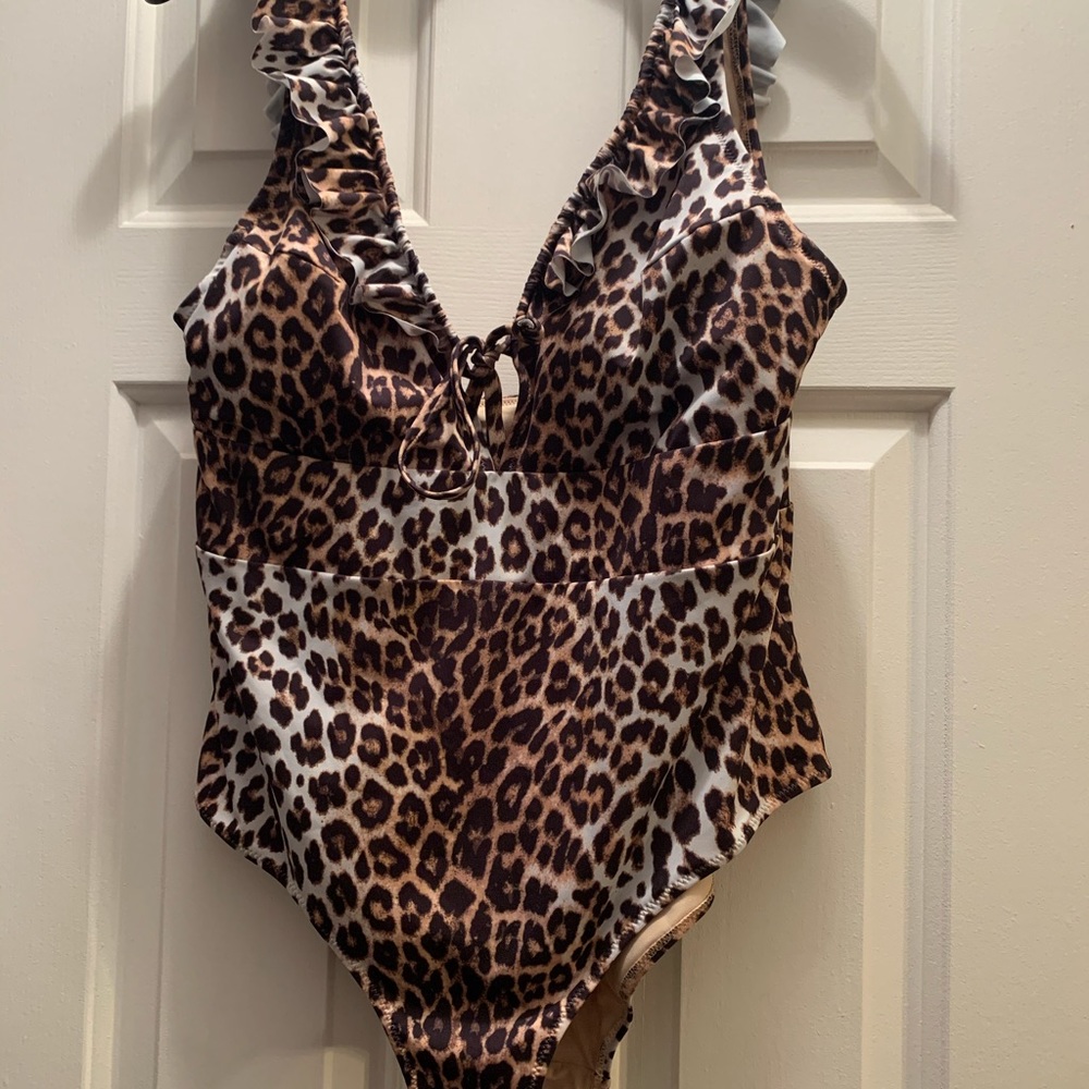 One piece bathing suit